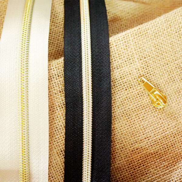 zipper beige et noir